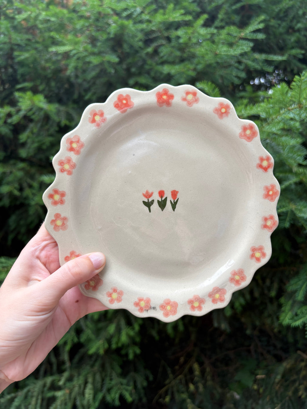 Cottage flower plate