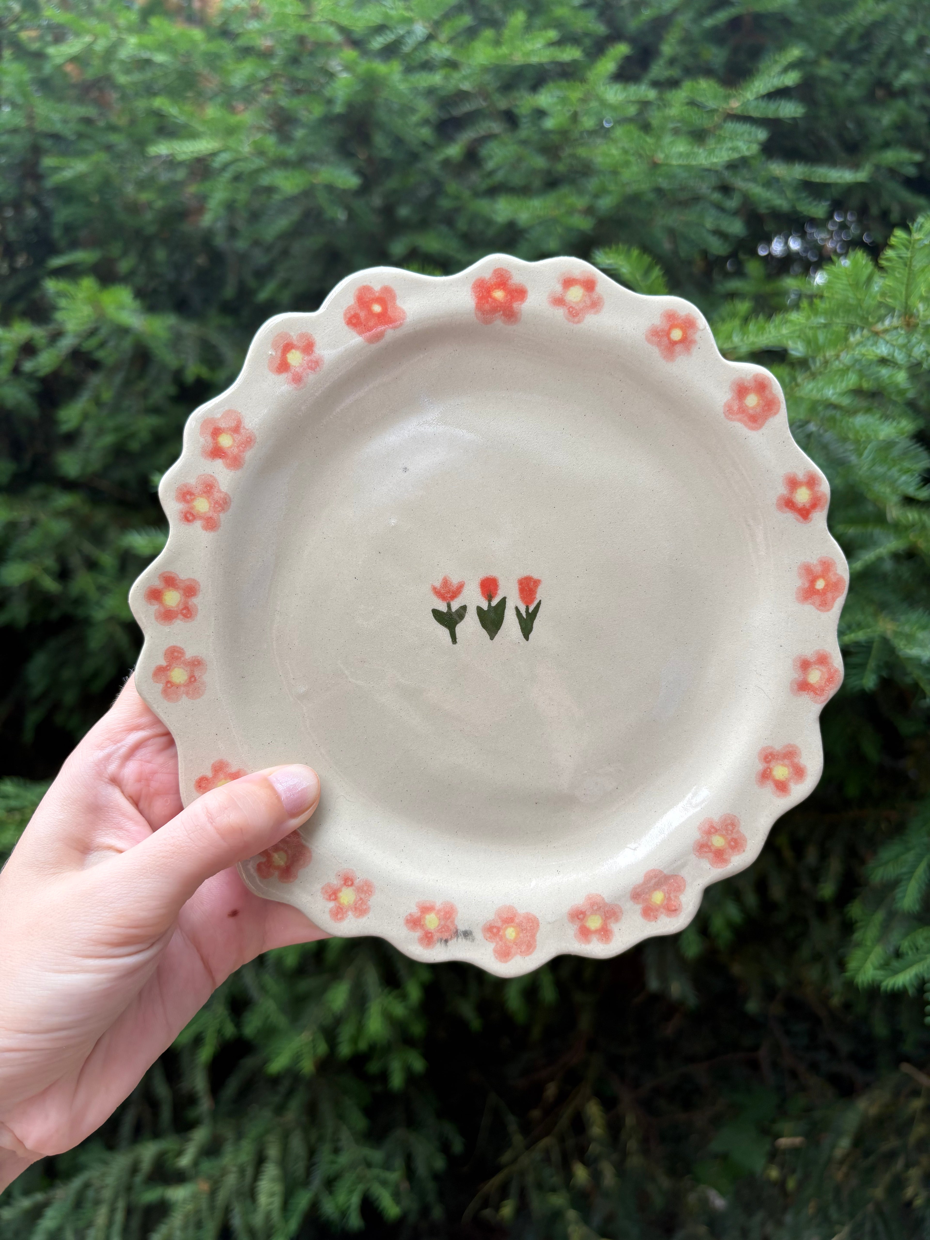 Cottage flower plate
