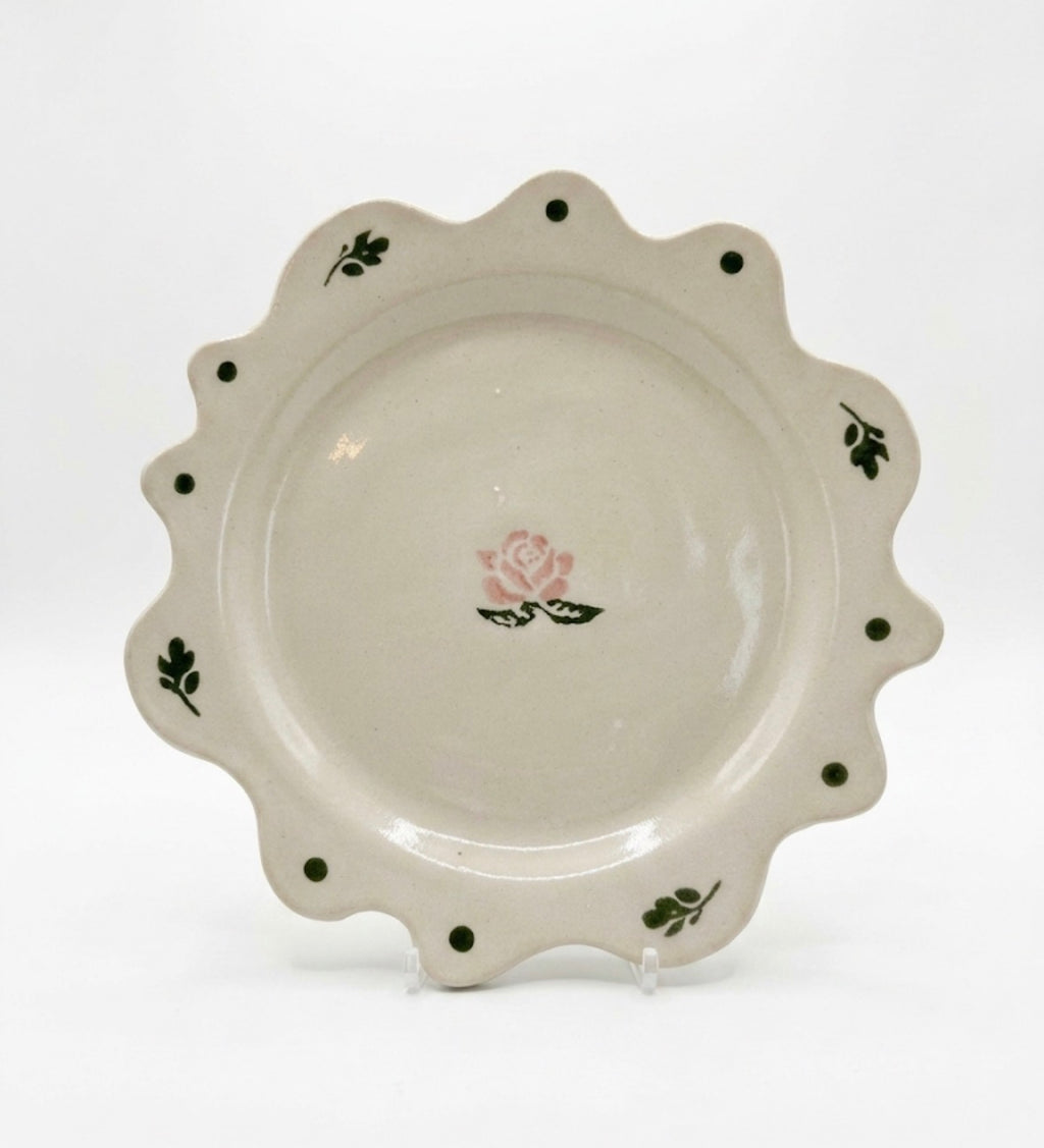 Cottage flower plate