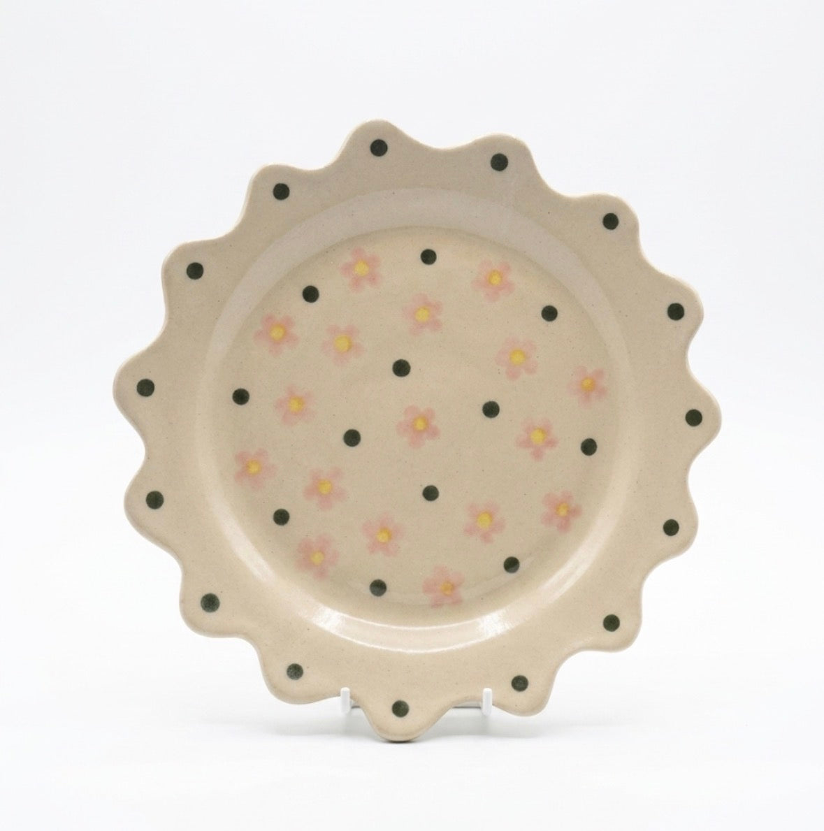 Cottage flower plate