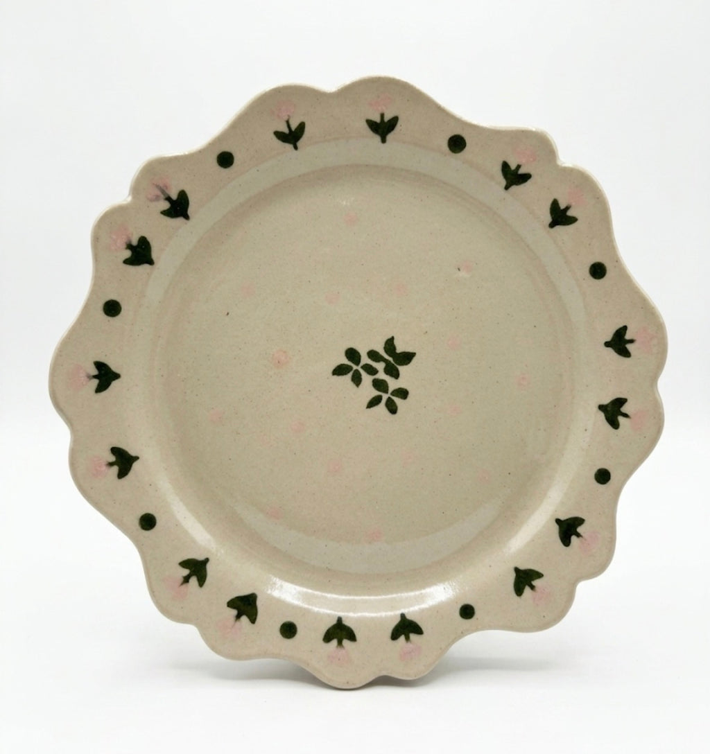 Cottage flower plate