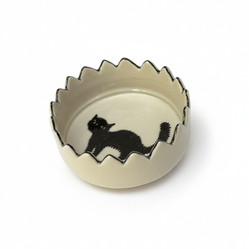Trinket dish grey cat